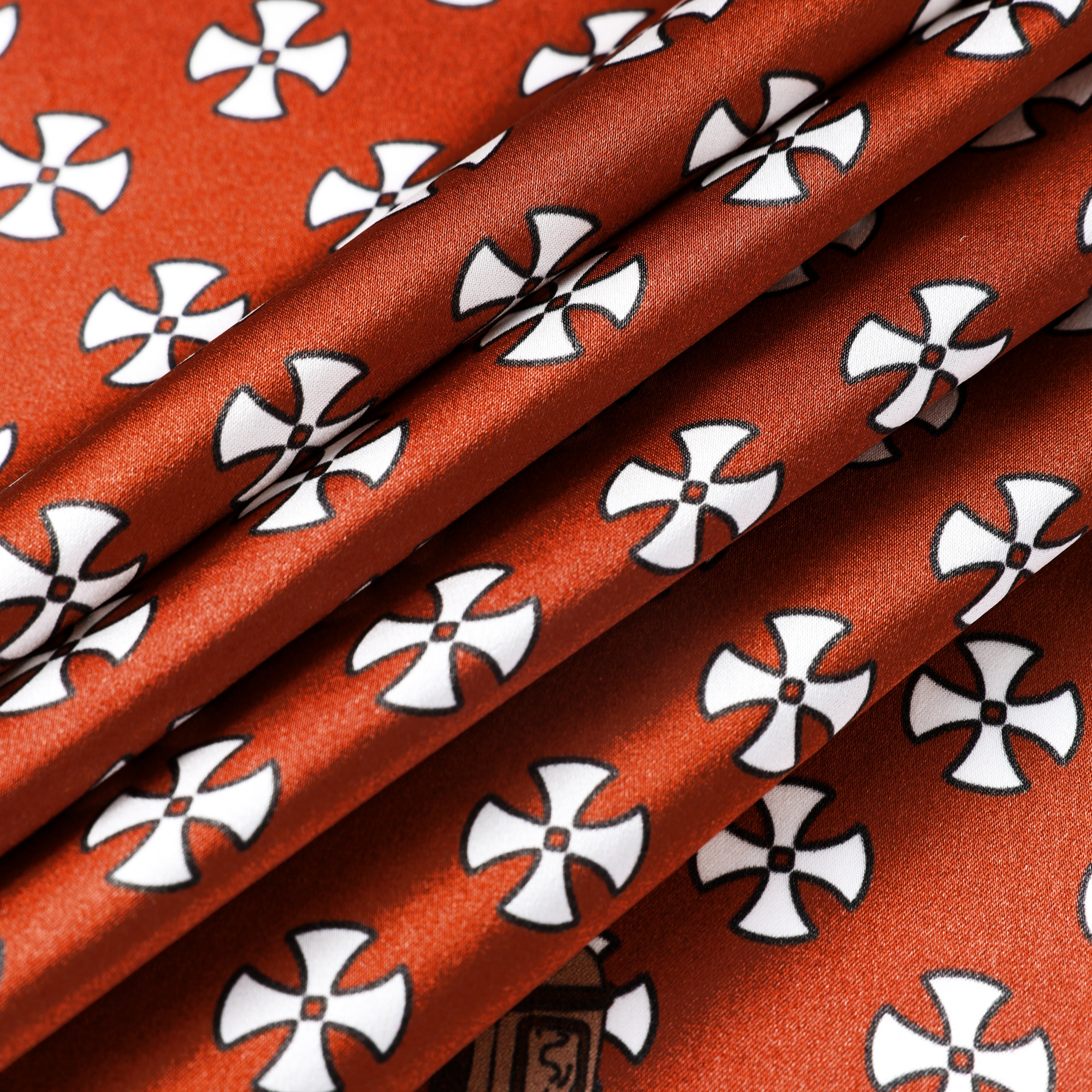 Elegant and luxury silk scarf for women, perfect gift idea – 100% pure silk. Premium fashion.